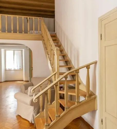 Strategic 2br Apartament Florencja
